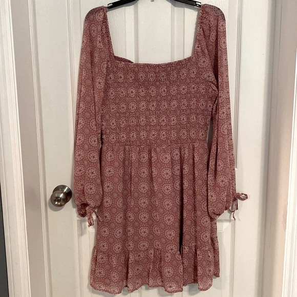 NWT Lily Rose Smocked Dress - Picture 2 of 8